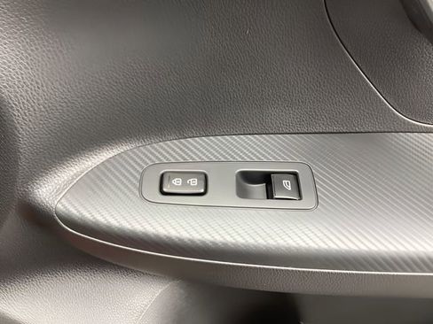 Used 2024 Mitsubishi Eclipse Cross SEL image 13