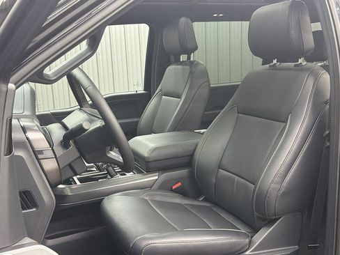 Used 2026 Ford F150 Lariat AWD/4WD image 32