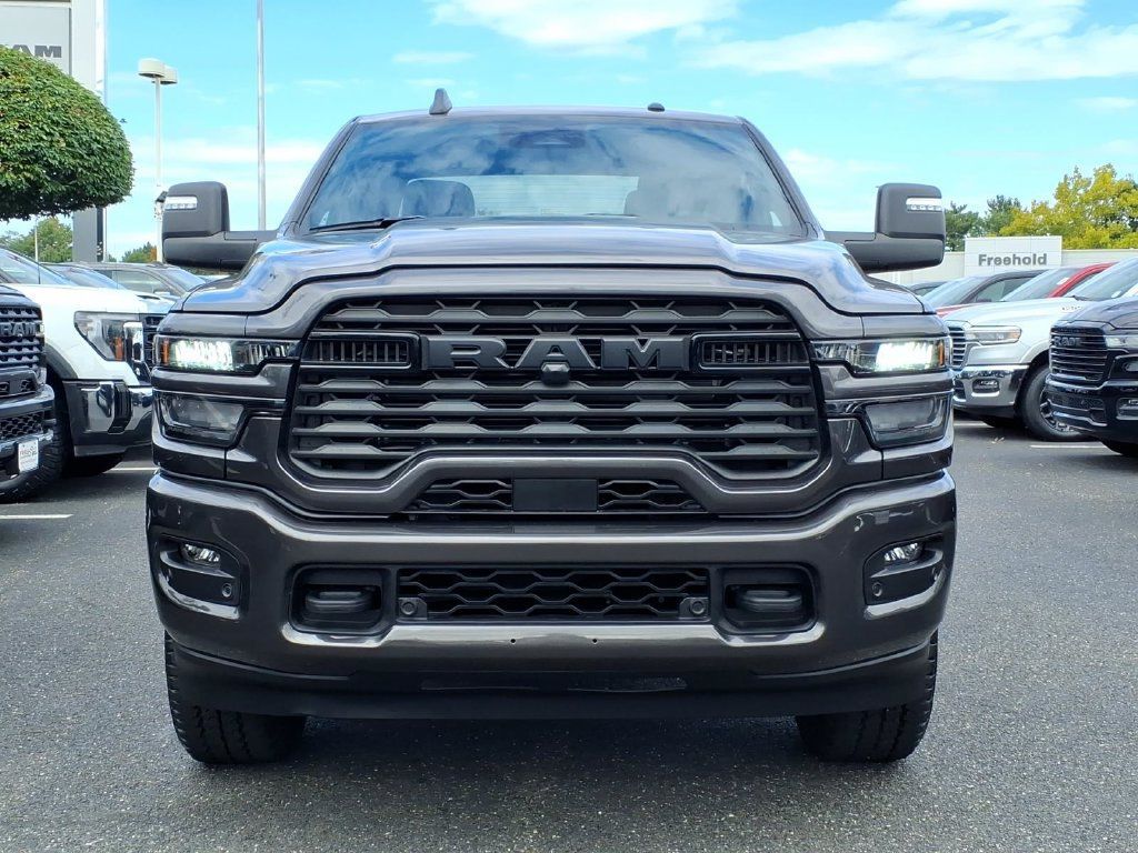 Used 2025 RAM 2500 Big Horn AWD/4WD image 2