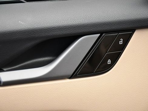 Used 2021 Porsche 911 Targa 4S image 40