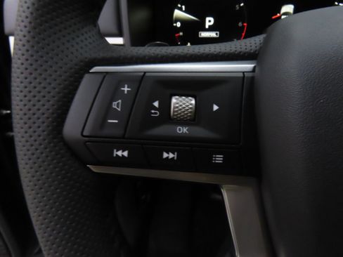 New 2025 Mitsubishi Outlander SE image 12