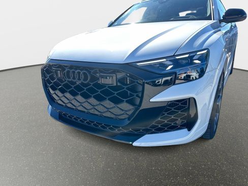 New 2026 Audi RS Q8 performance image 7