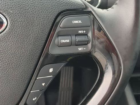 Used 2018 Kia Forte S w/ S Technology Package image 25