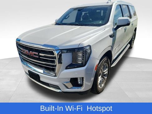 Used 2021 GMC Yukon XL SLT w/ Rear Media and Nav Package AWD/4WD image 7