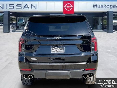 Used 2025 Chevrolet Tahoe Z71 AWD/4WD image 6