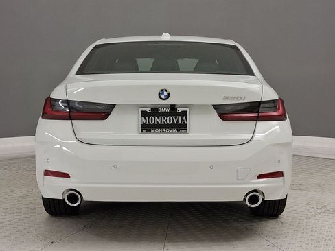 New 2026 BMW 330i Sedan w/ Convenience Package RWD image 8