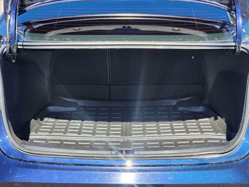 Used 2021 Toyota Corolla LE image 13