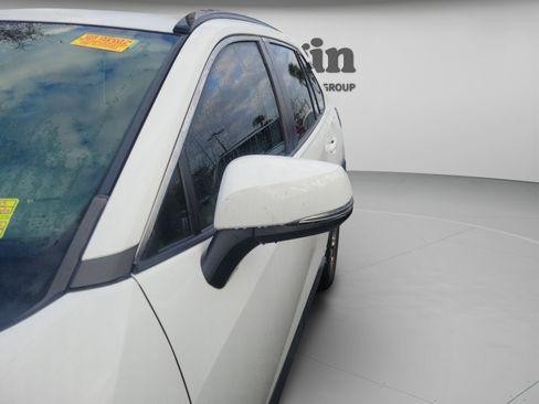 Used 2022 Toyota RAV4 XLE image 18