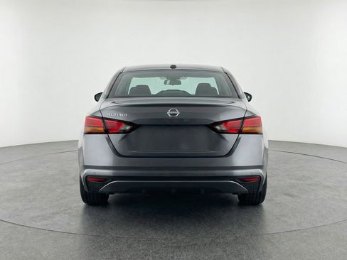 Used 2025 Nissan Altima 2.5 SV image 7
