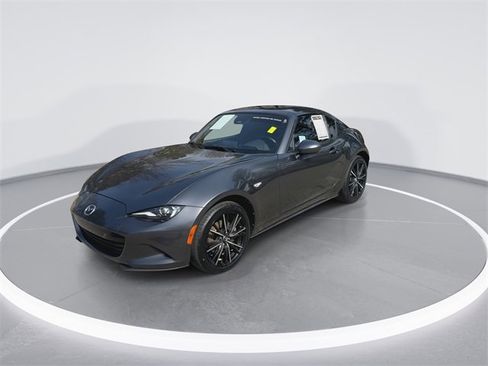 Used 2024 MAZDA MX-5 Miata RF Grand Touring w/ Weather Package image 4