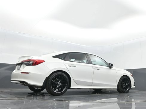 Certified 2024 Honda Civic Sport image 23