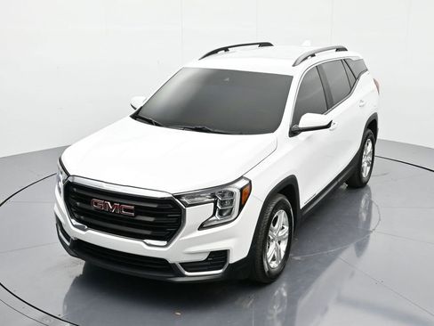 Certified 2022 GMC Terrain SLE w/ Driver Convenience Package image 28