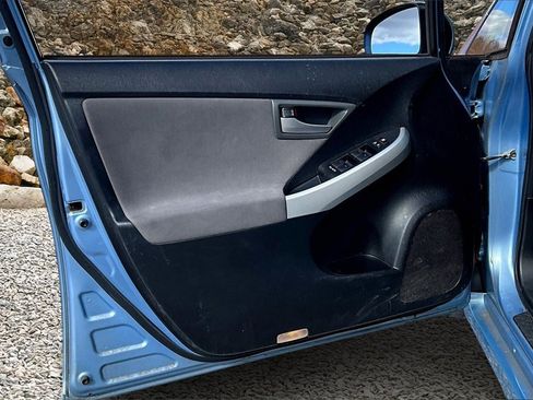 Used 2012 Toyota Prius Prime Base image 18