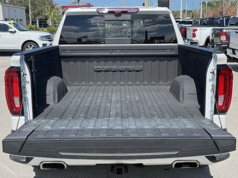 Used 2024 GMC Sierra 1500 Denali w/ Denali Reserve Package image 12