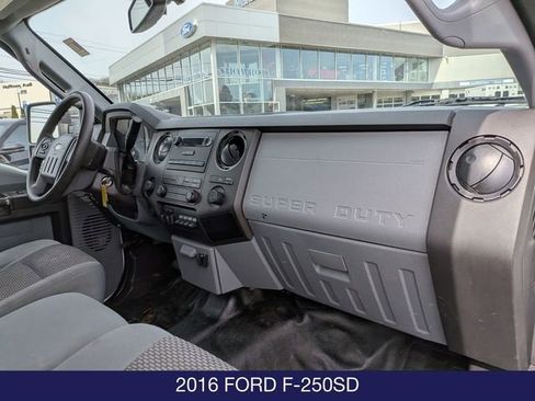 Used 2016 Ford F250 XL w/ Power Equipment Group AWD/4WD image 21