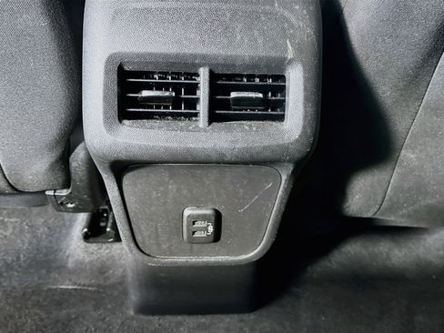 Used 2020 Chevrolet Equinox LT AWD/4WD image 26