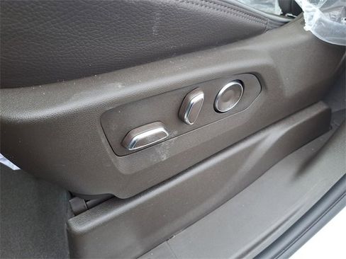 New 2026 GMC Sierra 1500 Denali image 13