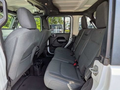 Used 2024 Jeep Wrangler Unlimited Sport AWD/4WD image 16