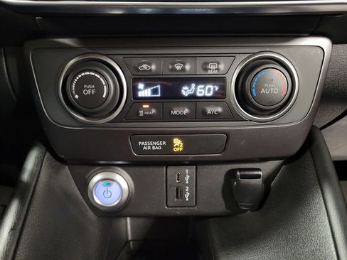 Used 2023 Nissan Leaf S image 16