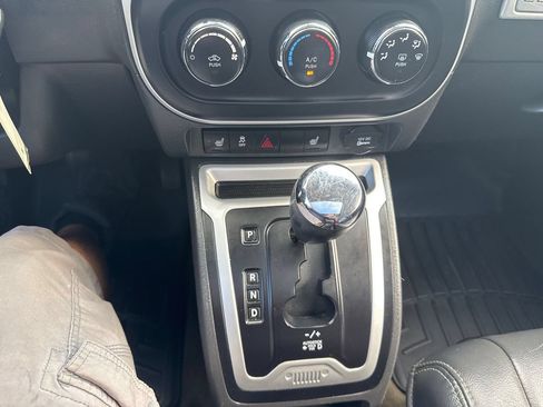 Used 2016 Jeep Compass High Altitude AWD/4WD image 29