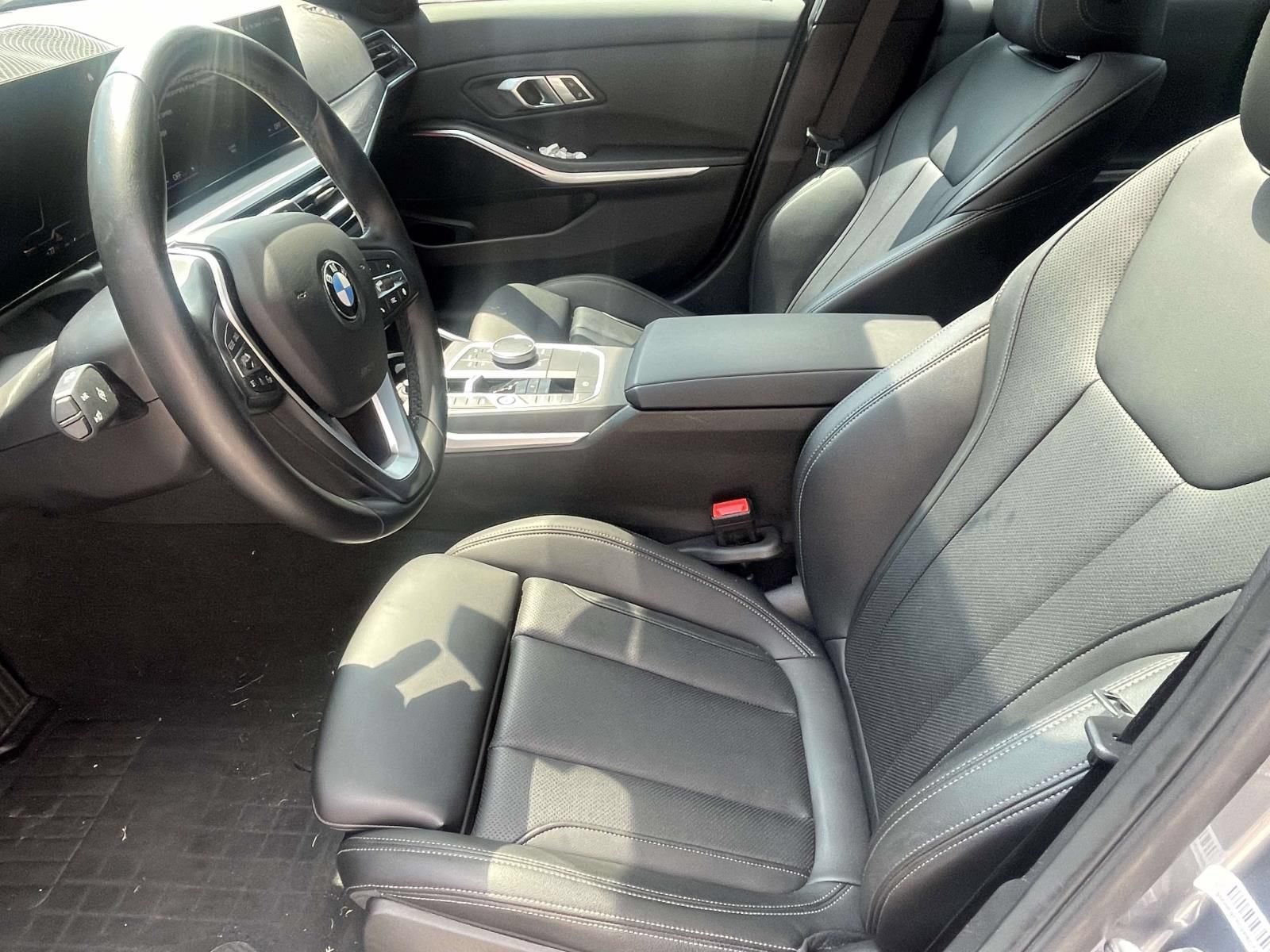 Used 2023 BMW 330i Sedan RWD image 9