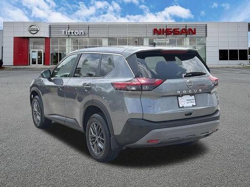 Used 2023 Nissan Rogue S FWD image 5