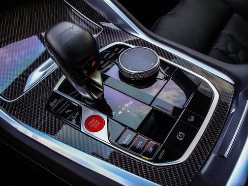 Used 2025 BMW X6 M Competition w/ Executive Package image 24