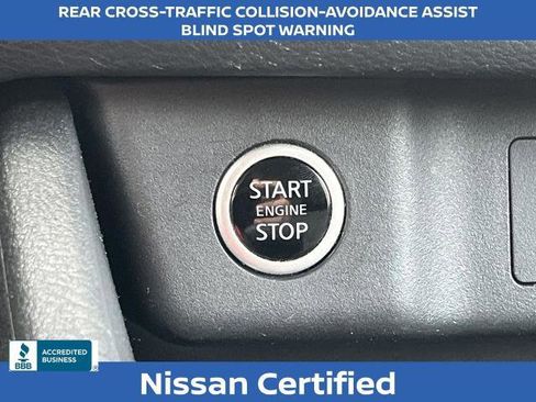 Certified 2022 Nissan Rogue SV image 9