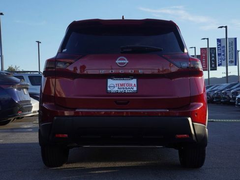 New 2026 Nissan Rogue SV image 5