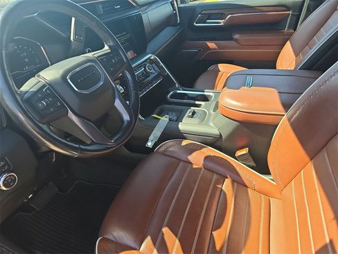 Used 2024 GMC Sierra 2500 Denali Ultimate w/ Max Trailering Package image 16