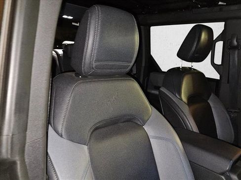 Used 2023 Ford Bronco Black Diamond w/ Sasquatch Package image 24