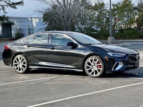 Used 2019 Buick Regal GS image 10