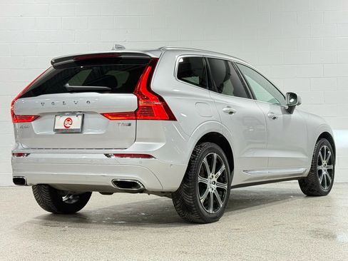 Used 2018 Volvo XC60 T8 Inscription w/ Luxury Seat Package image 6