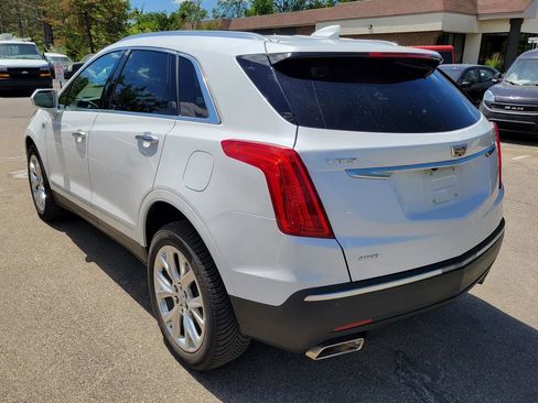 Used 2019 Cadillac XT5 Luxury w/ LPO, Radiant Package AWD/4WD image 5