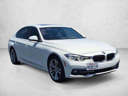Used 2018 BMW 328d Sedan RWD image 3