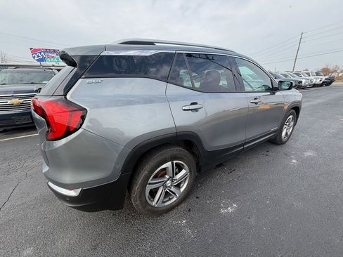 Used 2018 GMC Terrain SLT w/ Infotainment Package II image 3