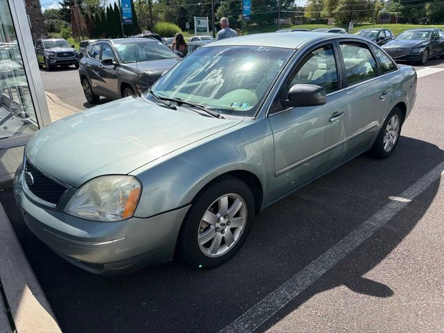 Used 2005 Ford Five Hundred SEL FWD image 3