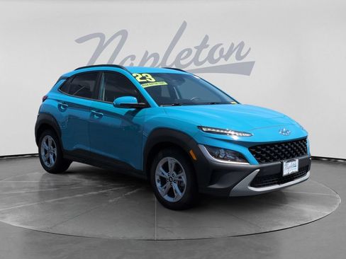 Used 2023 Hyundai Kona SEL AWD/4WD image 3