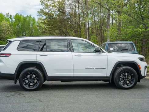 New 2026 Jeep Grand Cherokee L 4WD image 4