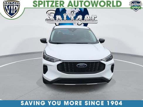 Used 2024 Ford Escape Active AWD/4WD image 3
