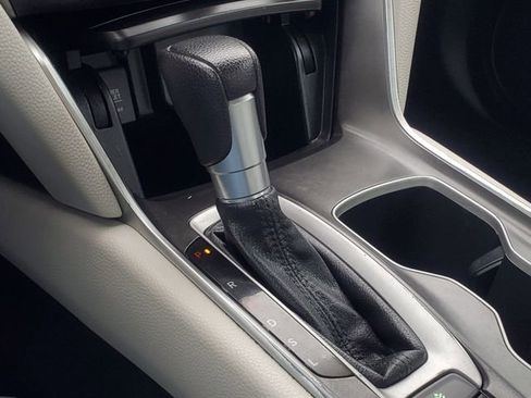 Used 2019 Honda Accord LX image 20