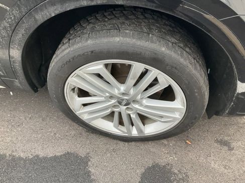 Used 2018 Audi Q5 2.0T Premium Plus w/ Premium Plus Package image 3