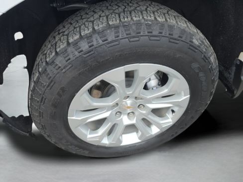 Used 2024 Chevrolet Silverado 1500 LTZ AWD/4WD image 14