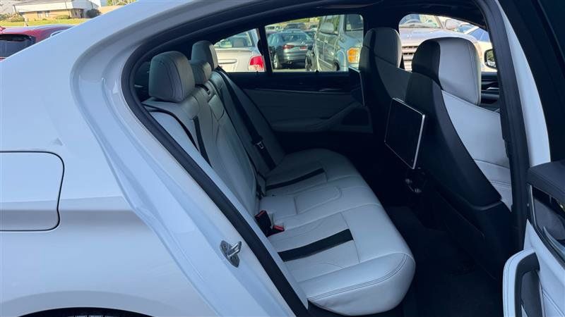 Used 2018 BMW M5 w/ Executive Package AWD/4WD image 10