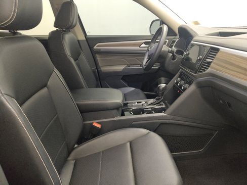 Used 2021 Volkswagen Atlas SEL FWD image 21