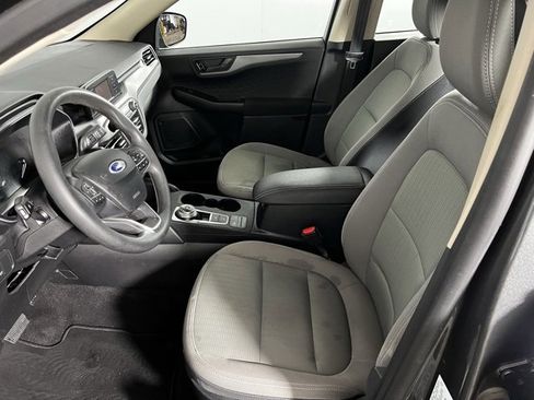 Used 2020 Ford Escape S image 9