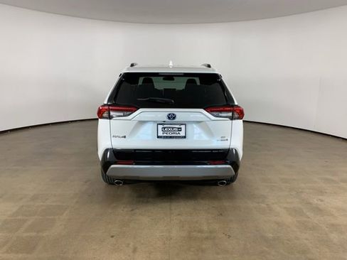 Used 2024 Toyota RAV4 SE AWD/4WD image 10