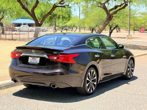 Used 2016 Nissan Maxima SR FWD image 5