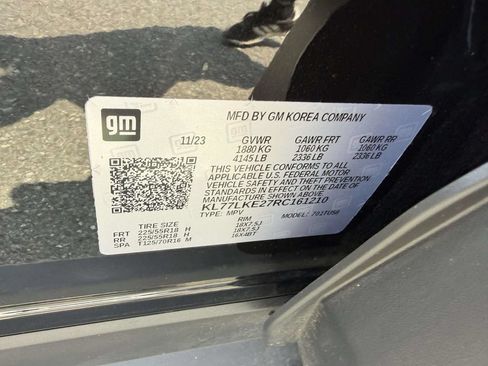 Used 2024 Chevrolet Trax ACTIV w/ Sunroof Package FWD image 22