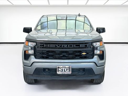 Used 2025 Chevrolet Silverado 1500 Custom RWD image 2